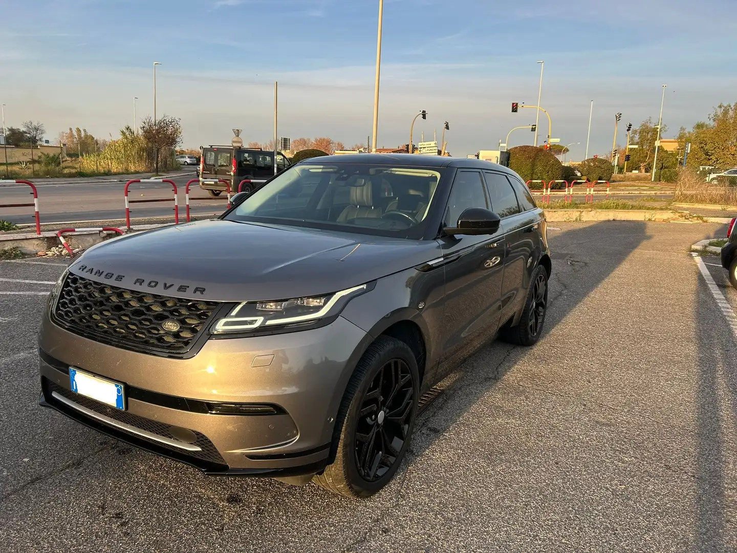 Land Rover Range Rover Velar Range Rover Velar 2.0 td4 HSE 180cv auto Grey - 1