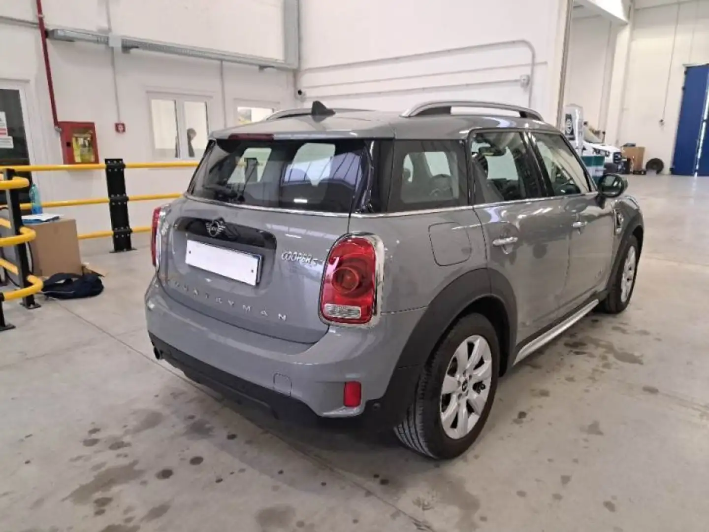 MINI Cooper SE Countryman 1.5 Business ALL4 Automatica Grijs - 2
