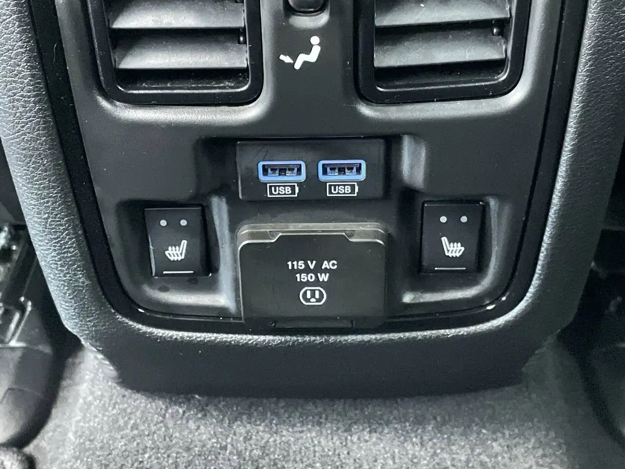 Dodge Durango снимка Dodge Durango