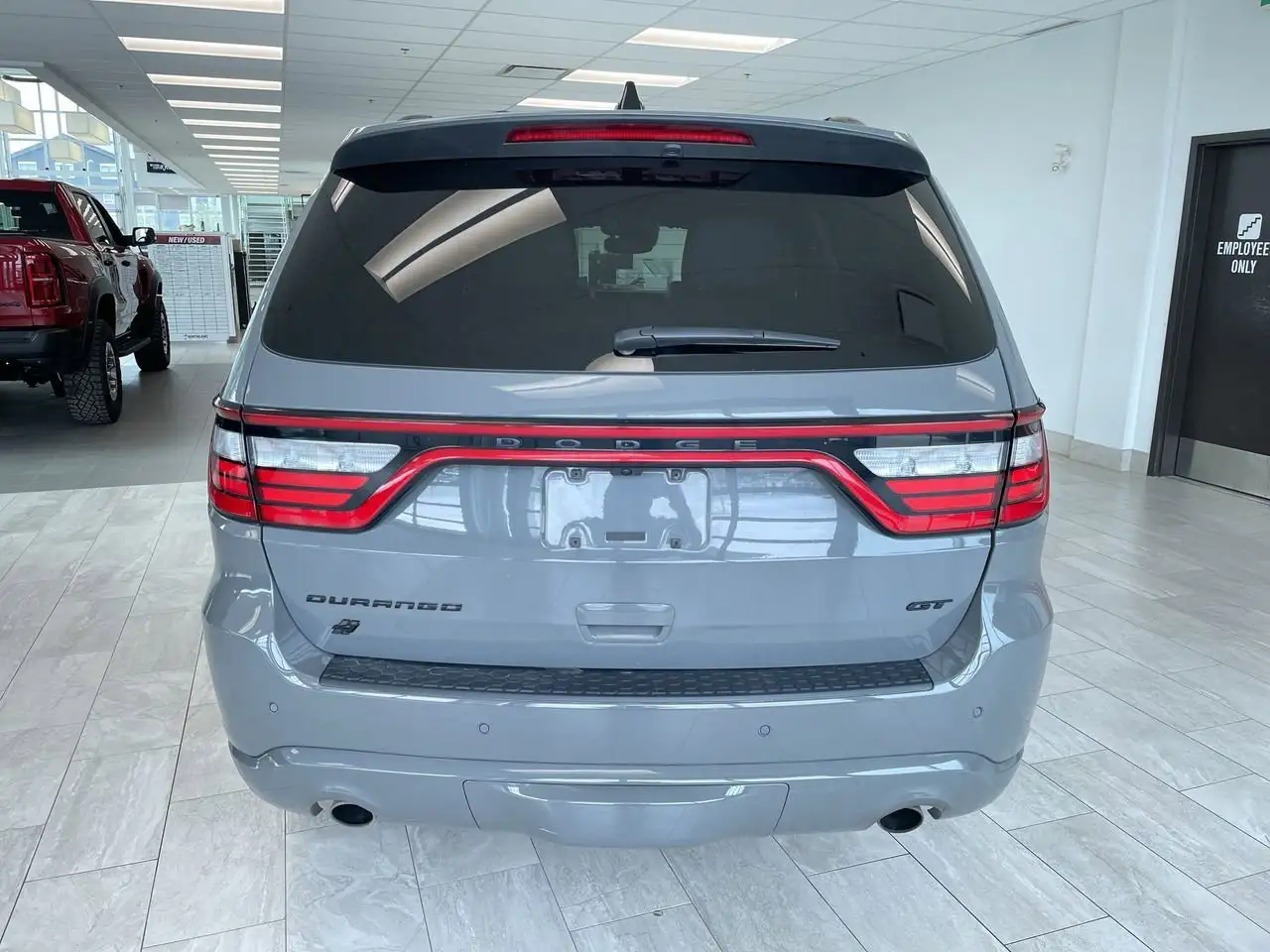 Dodge Durango снимка Dodge Durango