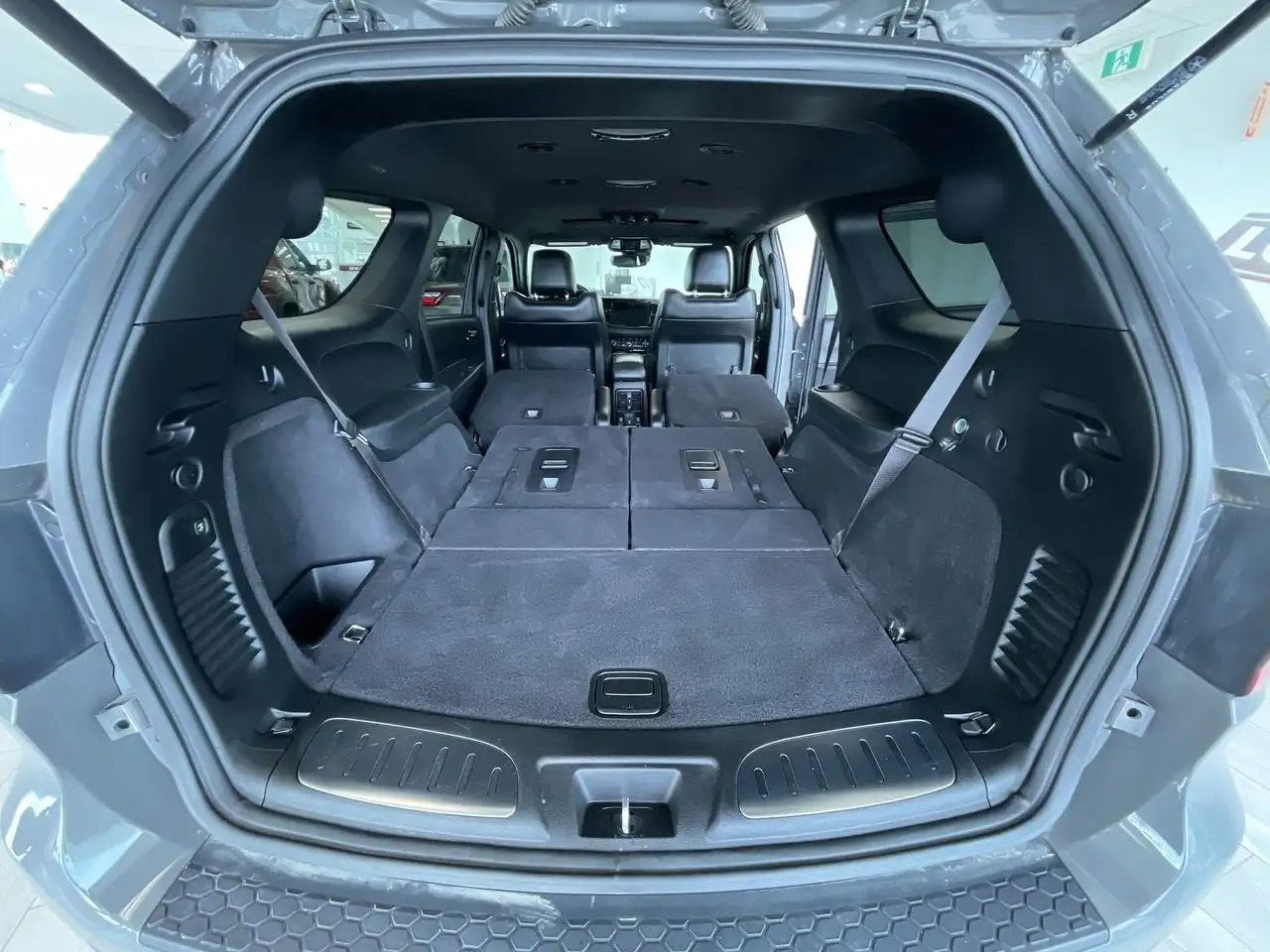 Dodge Durango снимка Dodge Durango