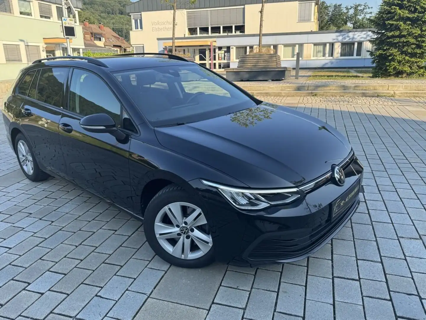 Volkswagen Golf Comfortline 1,6 TDI SCR Schwarz - 1