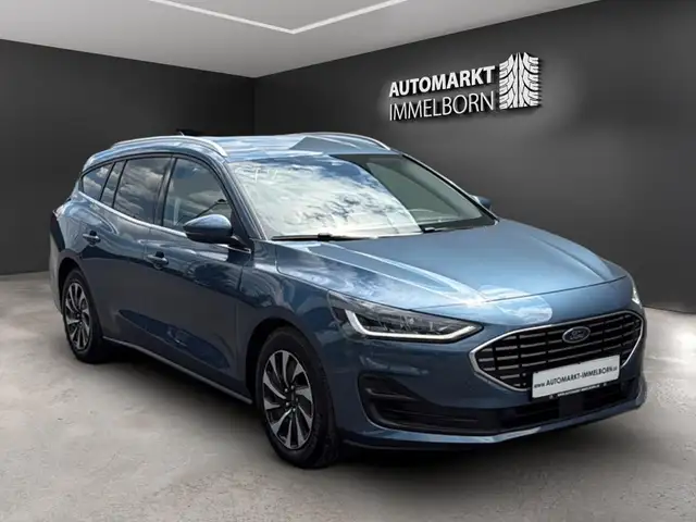 2023 Ford Focus in Blue for sale