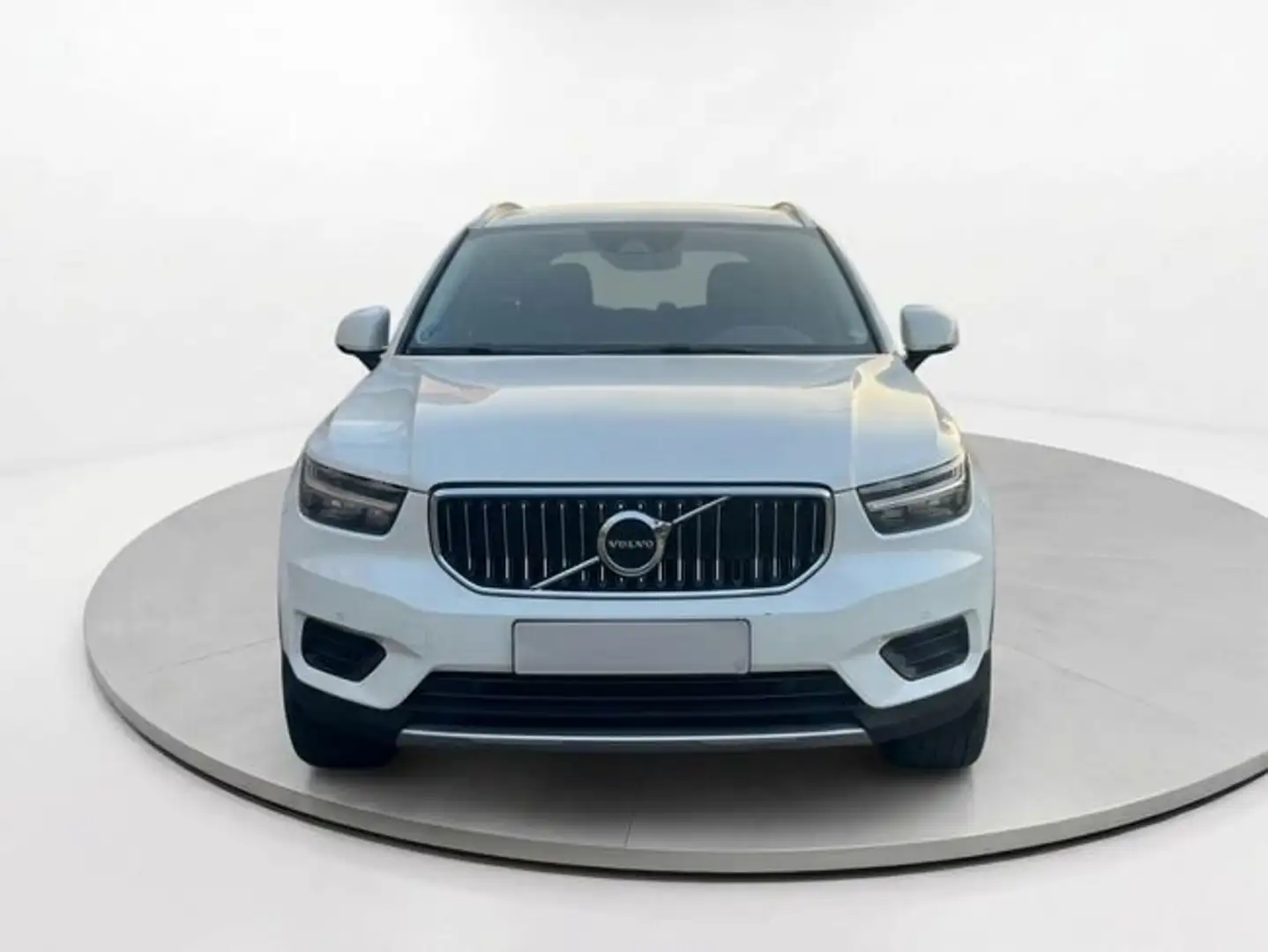 Volvo XC40 T5 Recharge Inscription Aut. Blanco - 2