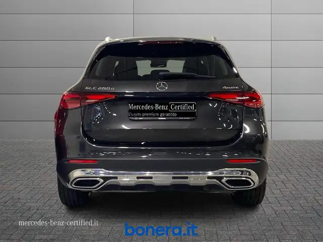 Mercedes-Benz GLC view 5