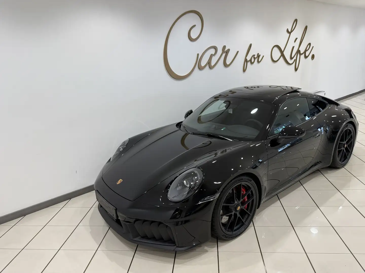 Porsche 992 Carrera 911 3.6 GTS 992.2 Coupè IVA ESPOSTA Schwarz - 2