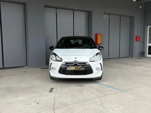 Citroen DS3 view 2