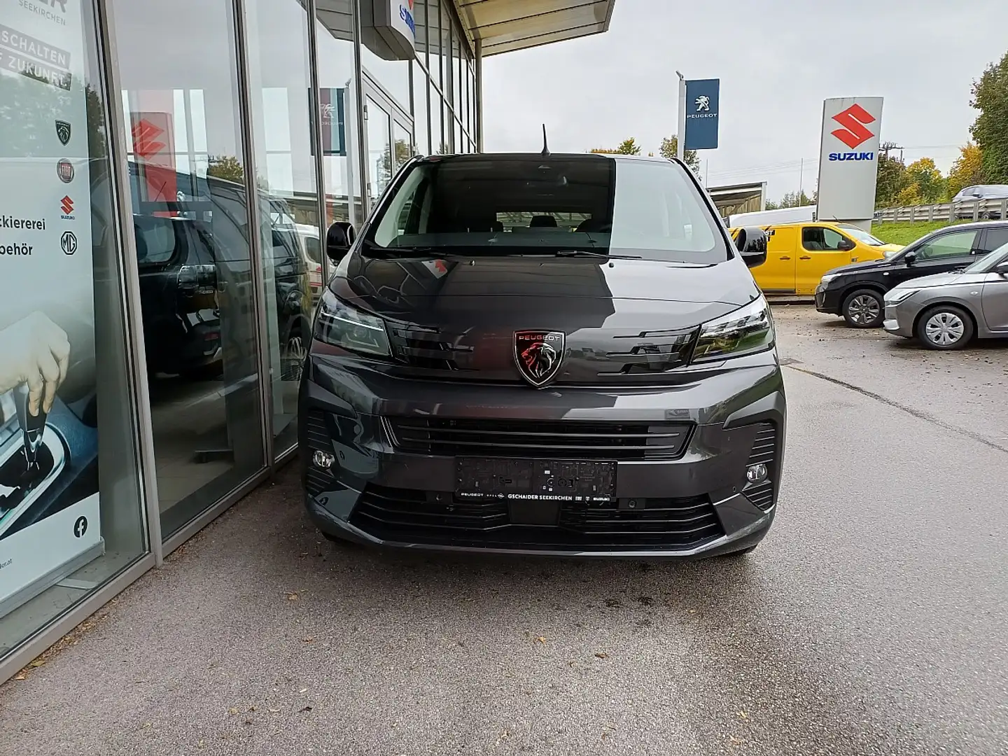 Peugeot Traveller Premium BlueHDi 180 Standard EAT8 Gris - 2