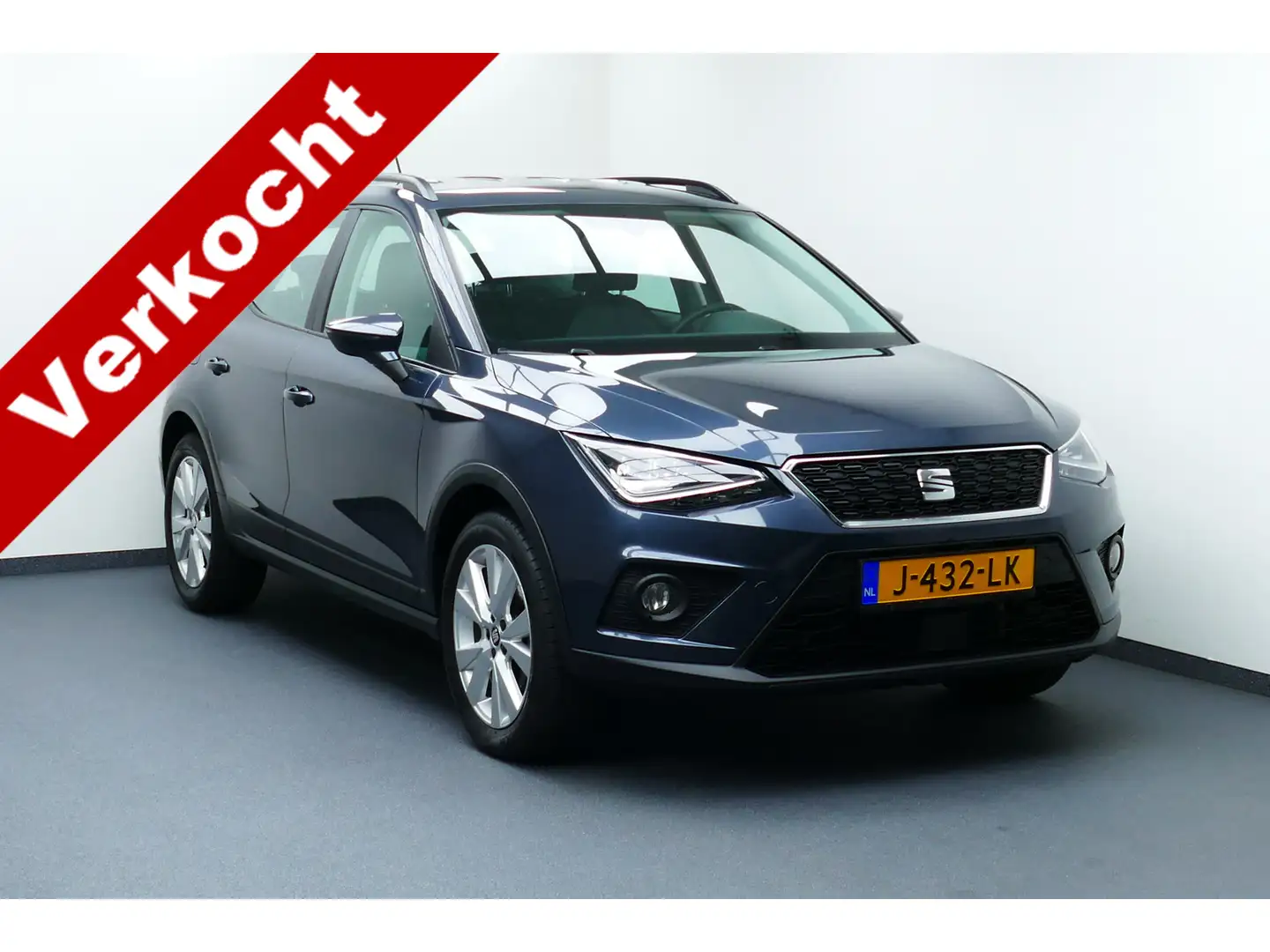 SEAT Arona 1.0 TSI Xcellence Business Intense. Navi, Clima, C Gris - 1