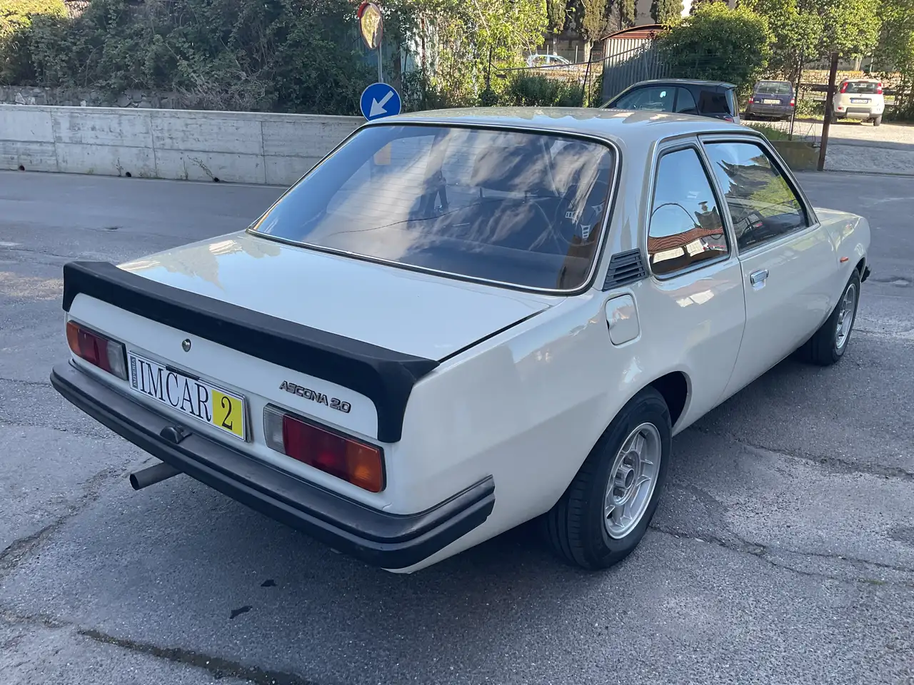 Opel Ascona 2.0 E, foto 4