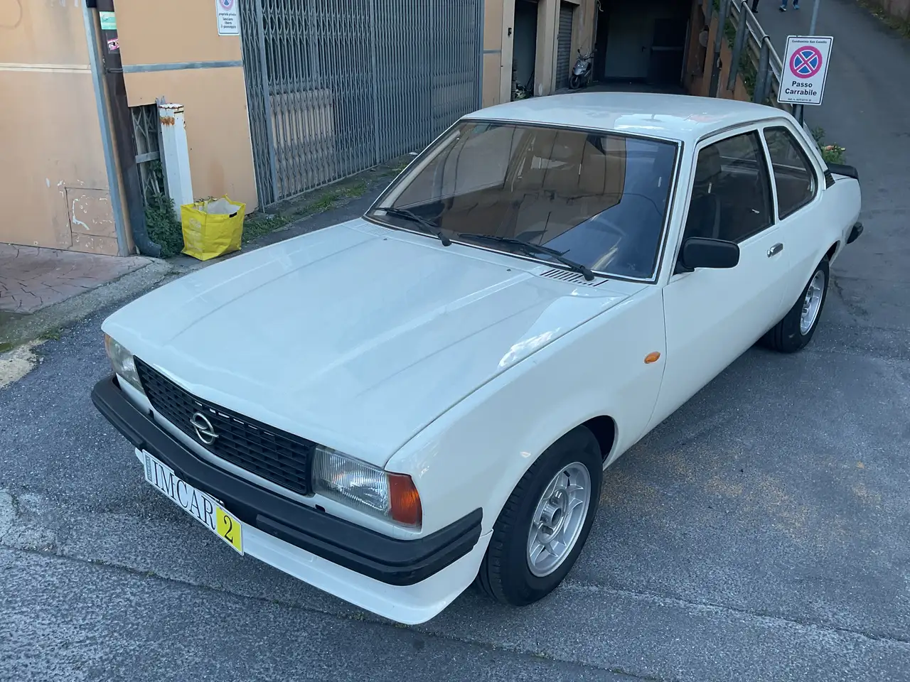 Opel Ascona 2.0 E, foto 8