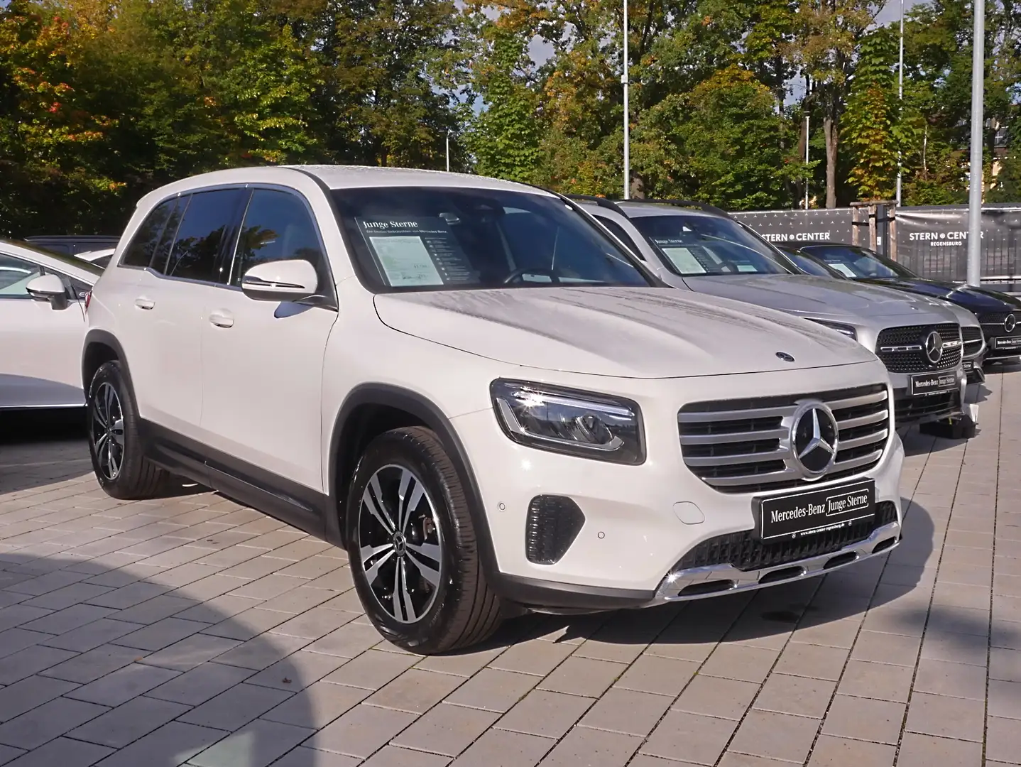 Mercedes-Benz GLB 220 d 4M PROGRESSIVE+DISTRONIC+LED+KAMERA+++ Weiß - 2