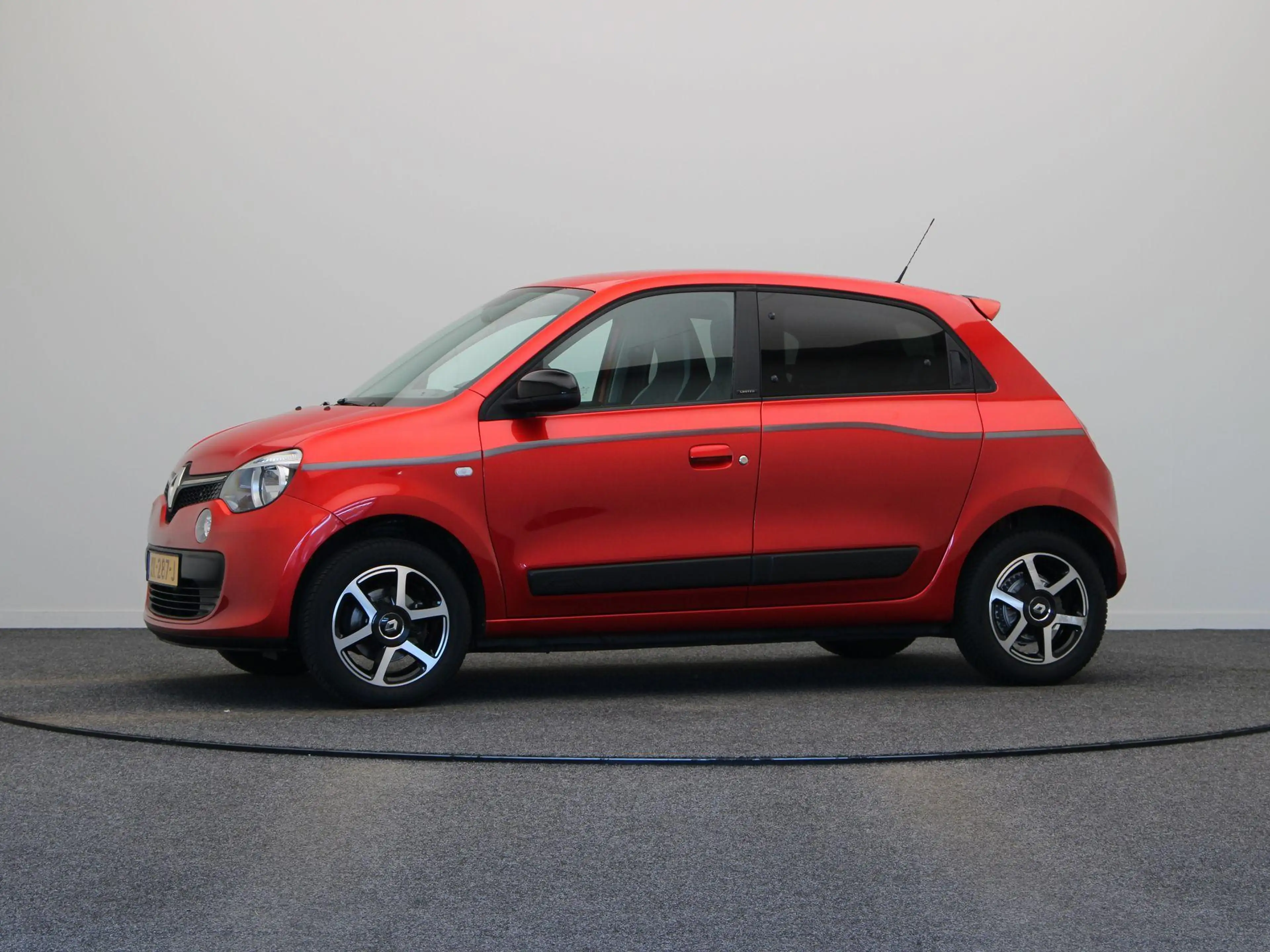 Renault Twingo 1.0 SCe Limited | Dealer onderhouden | Cruise cont — photo 12