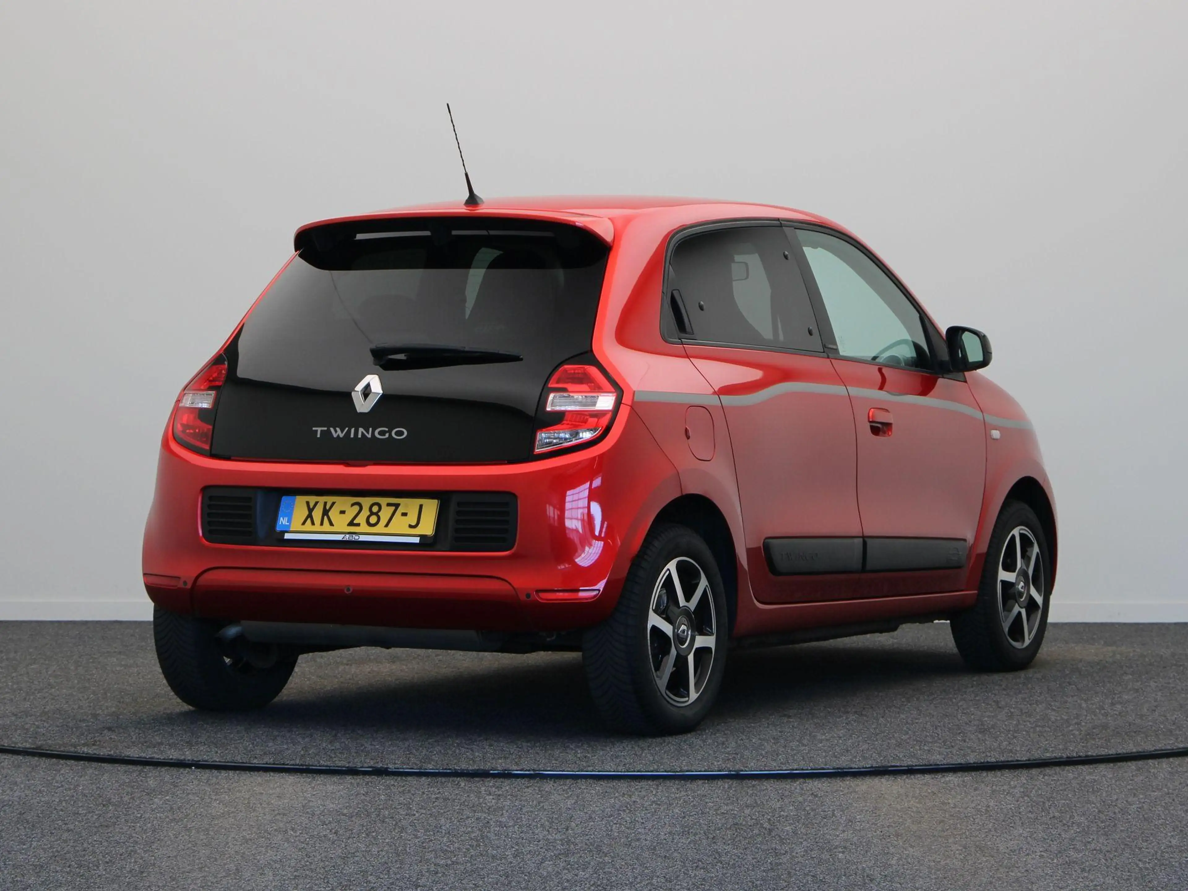 Renault Twingo 1.0 SCe Limited | Dealer onderhouden | Cruise cont — photo 11