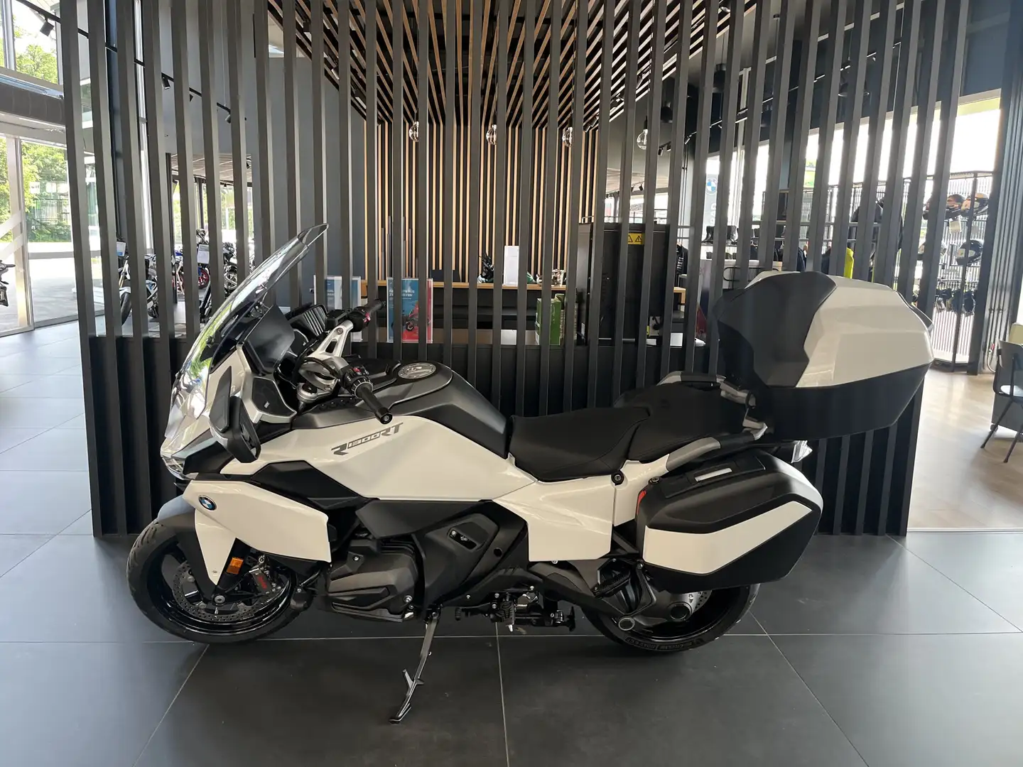 BMW R 1300 GS R 1300 RT Белый - 2