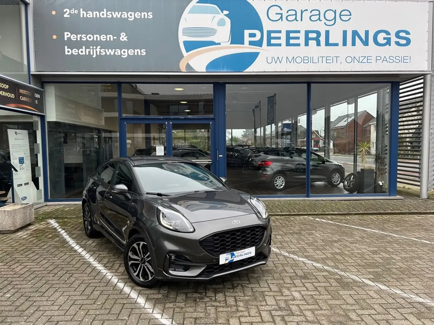 Ford Puma ST-Line 1.0i EcoBoost mHEV 125 PK. Gris - 1