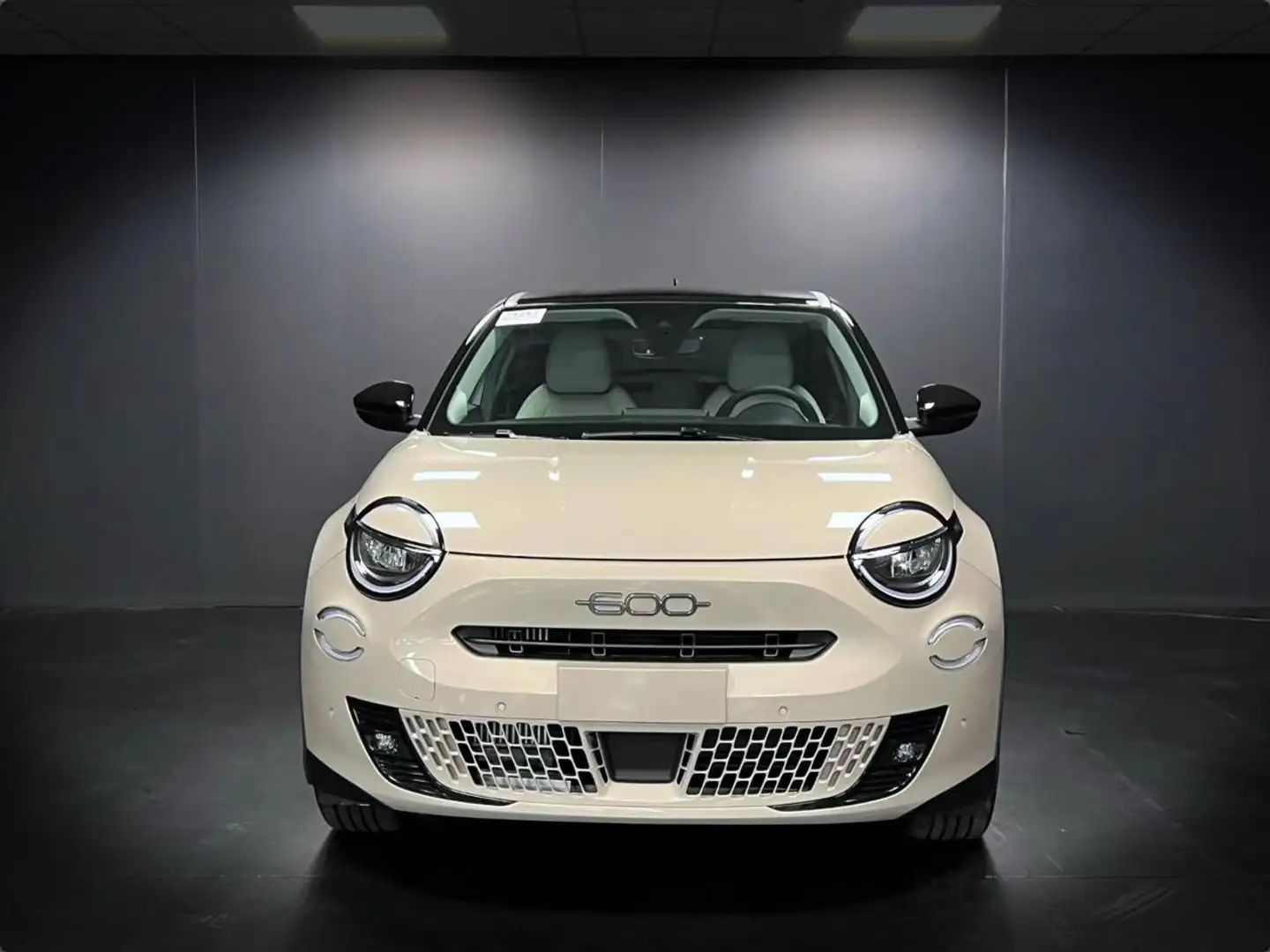 Fiat 600 Hybrid 110 CV DCT MHEV La Prima Gris - 2