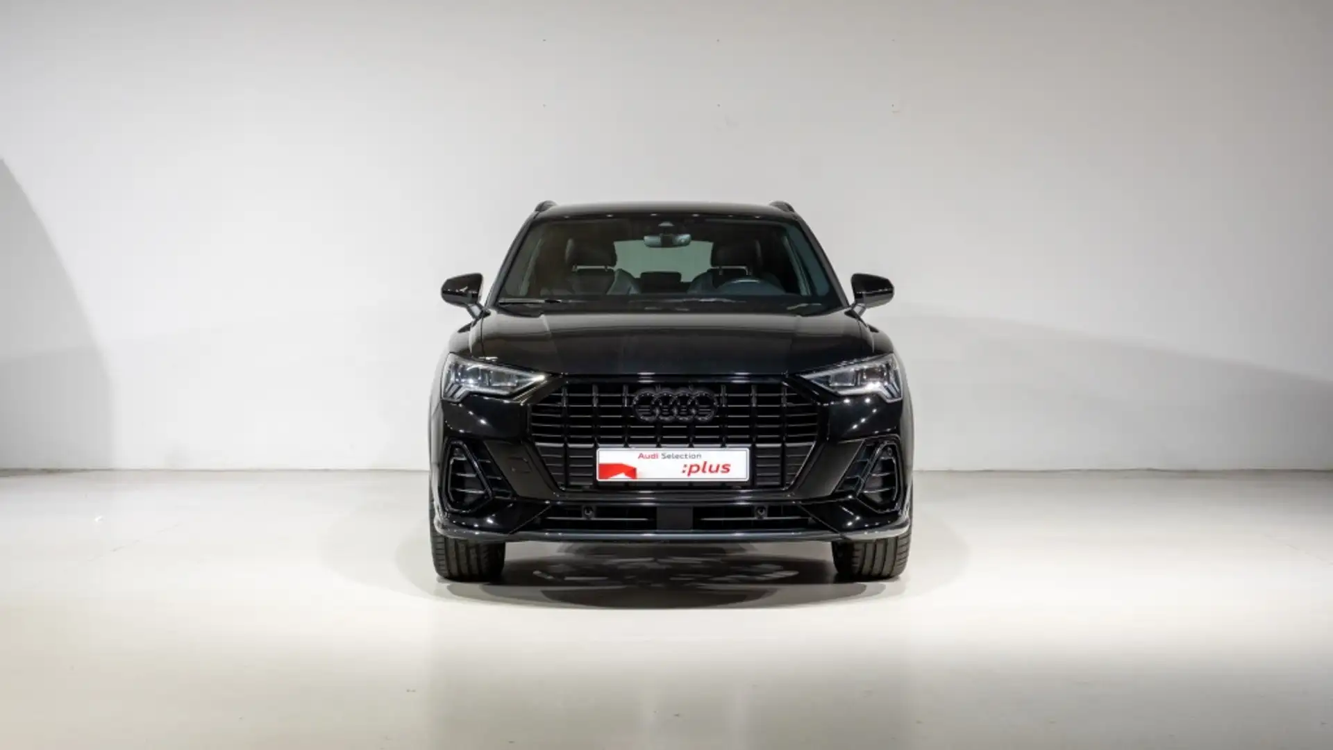 Audi Q3 1.5 35 TFSI S TRONIC S LINE 5P Negro - 1