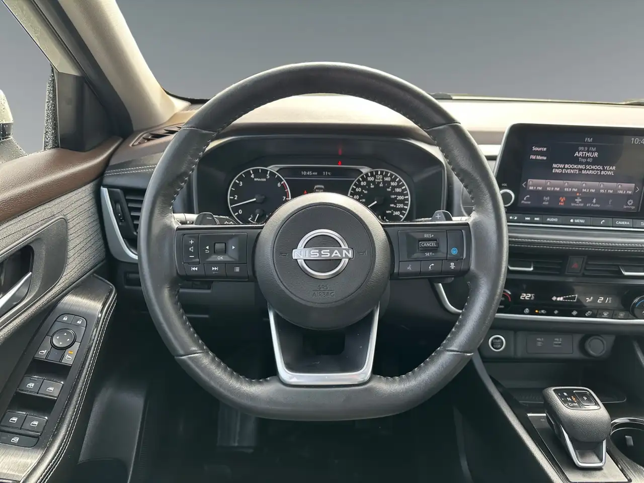 Nissan Rogue снимка Nissan Rogue