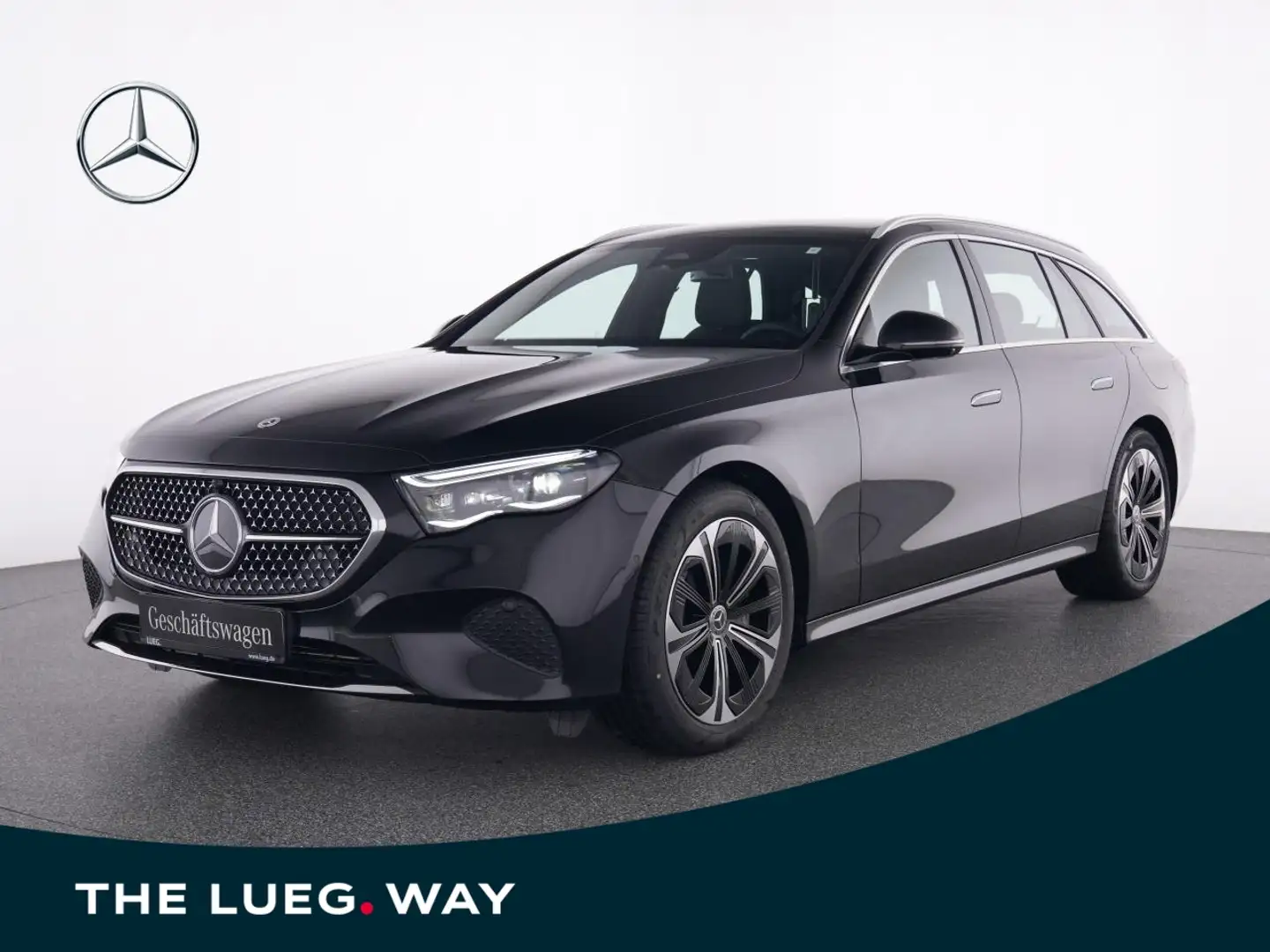 Mercedes-Benz E 300 e T AVANTGARDE+AIRMATIC+PANO+AHK+KEYLESS++ Schwarz - 1