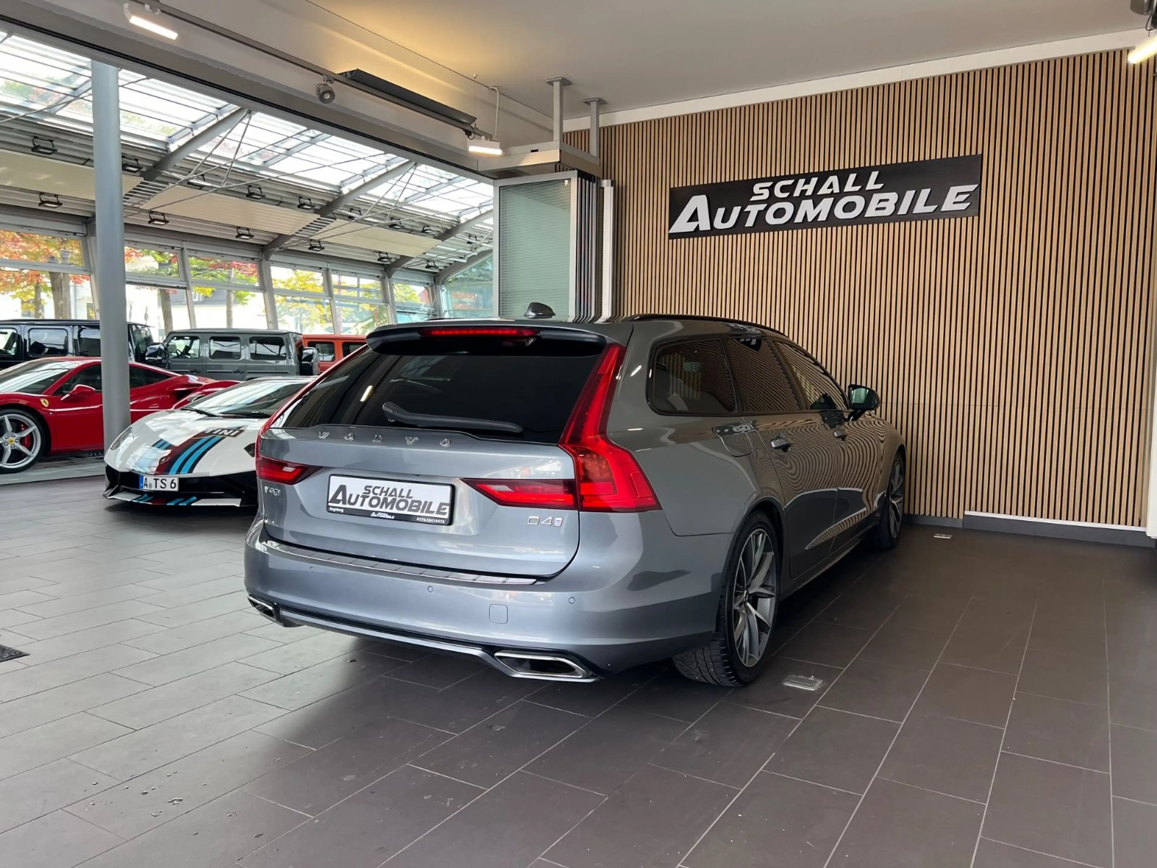 Volvo V90 D4 R-Design *NAPA/HARMAN/STHZ/ACC/MEMORY* — photo 8