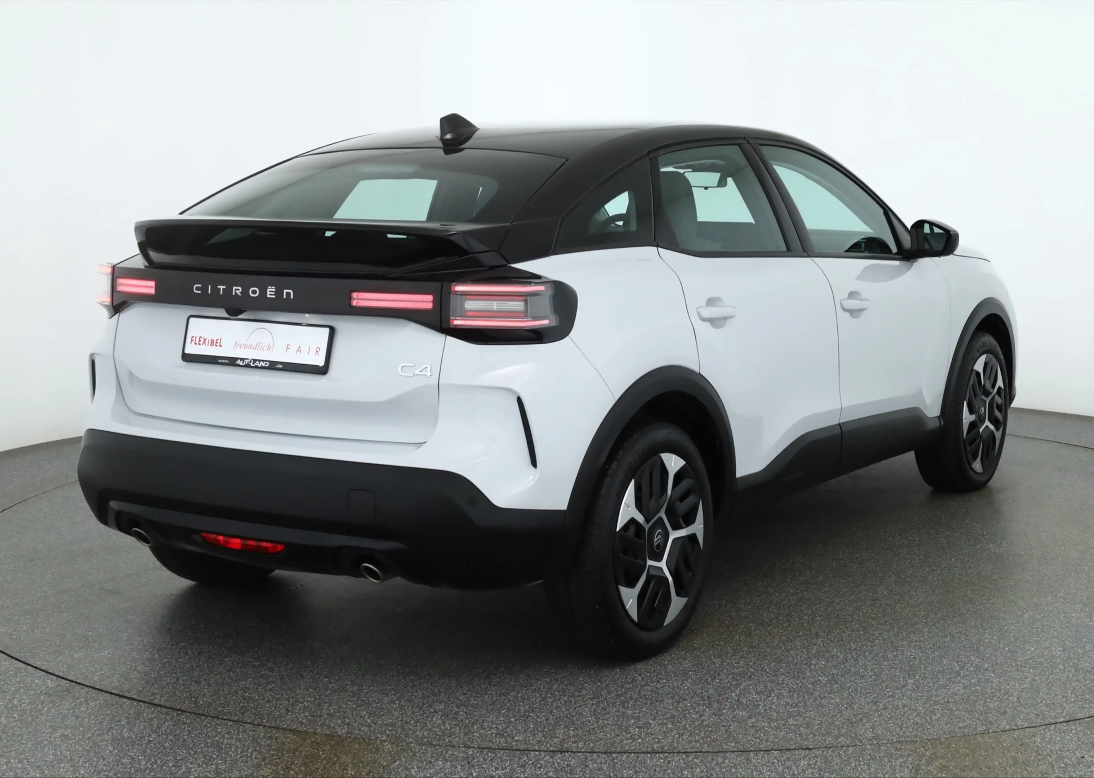 Citroen C4 Hybrid 145 Aut. LED Navi Kamera — photo 5