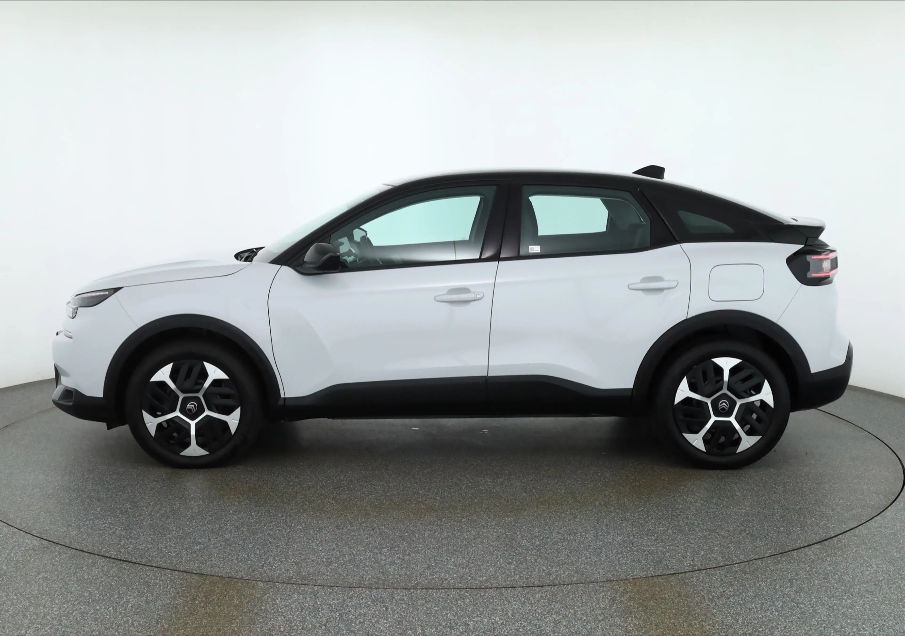 Citroen C4 Hybrid 145 Aut. LED Navi Kamera — photo 2