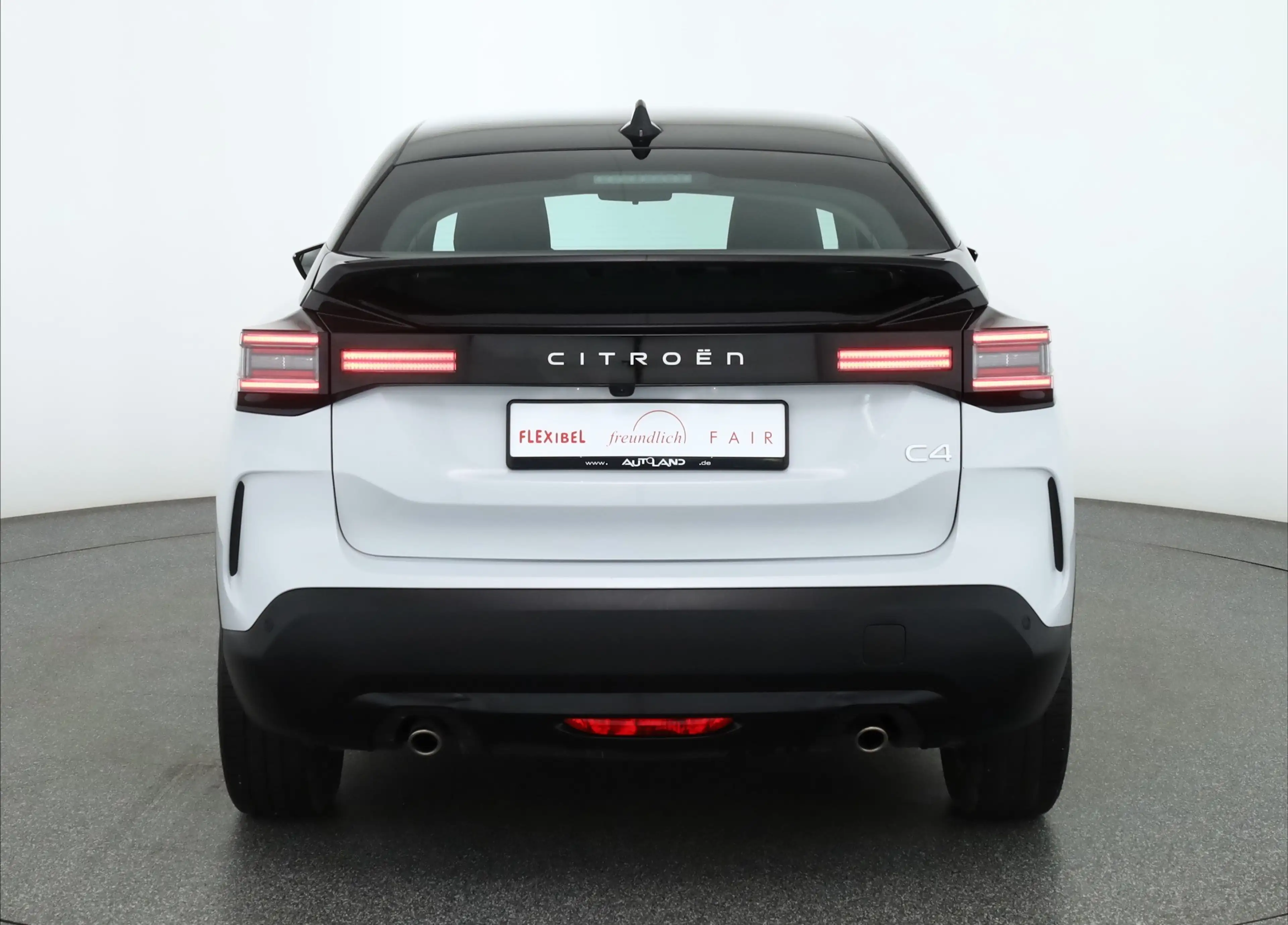 Citroen C4 Hybrid 145 Aut. LED Navi Kamera — photo 4