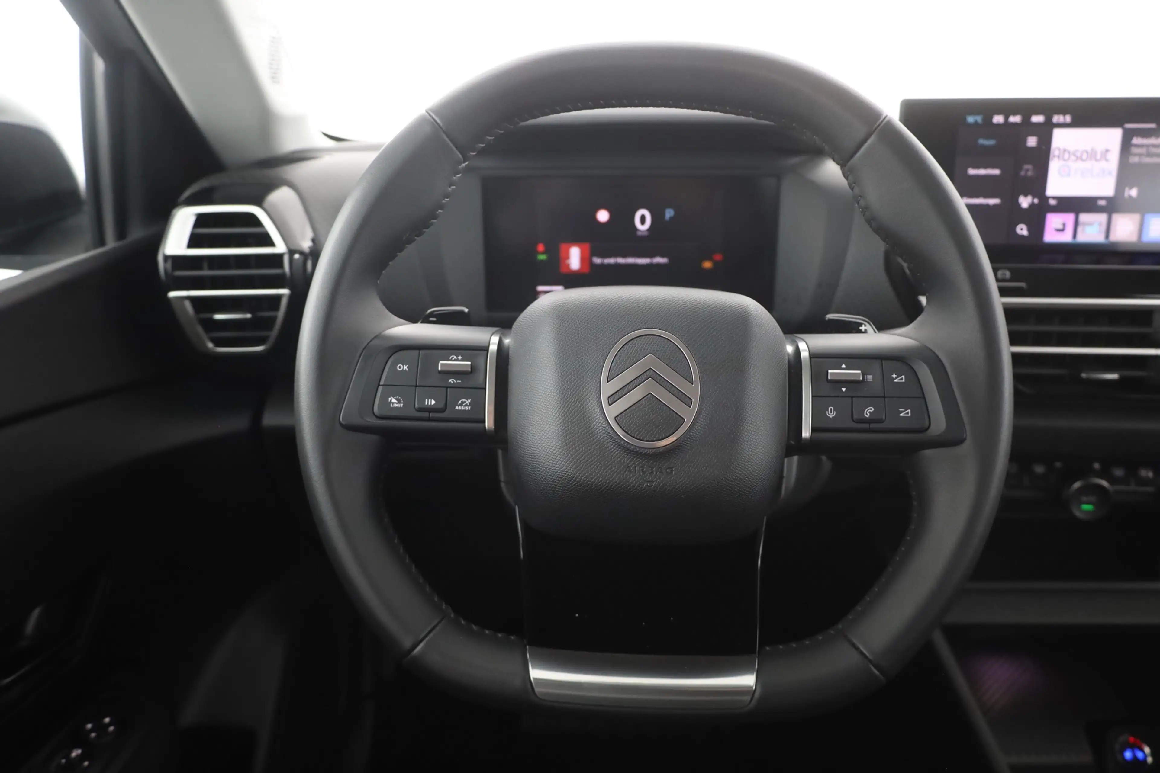 Citroen C4 Hybrid 145 Aut. LED Navi Kamera — photo 10