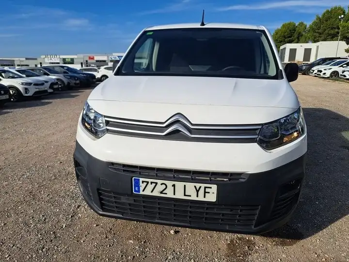 Citroën Berlingo 2022, foto 2