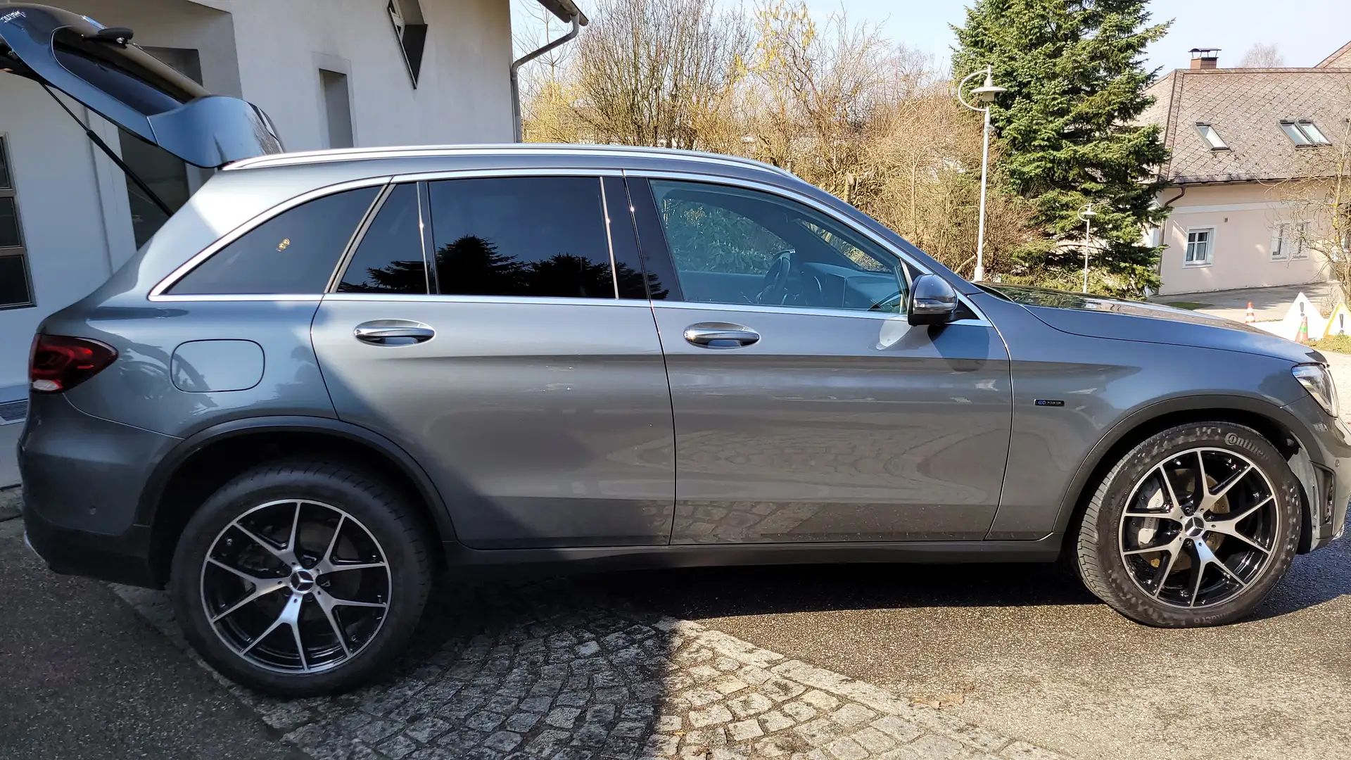 Mercedes-Benz GLC 300 Amg Grau - 1