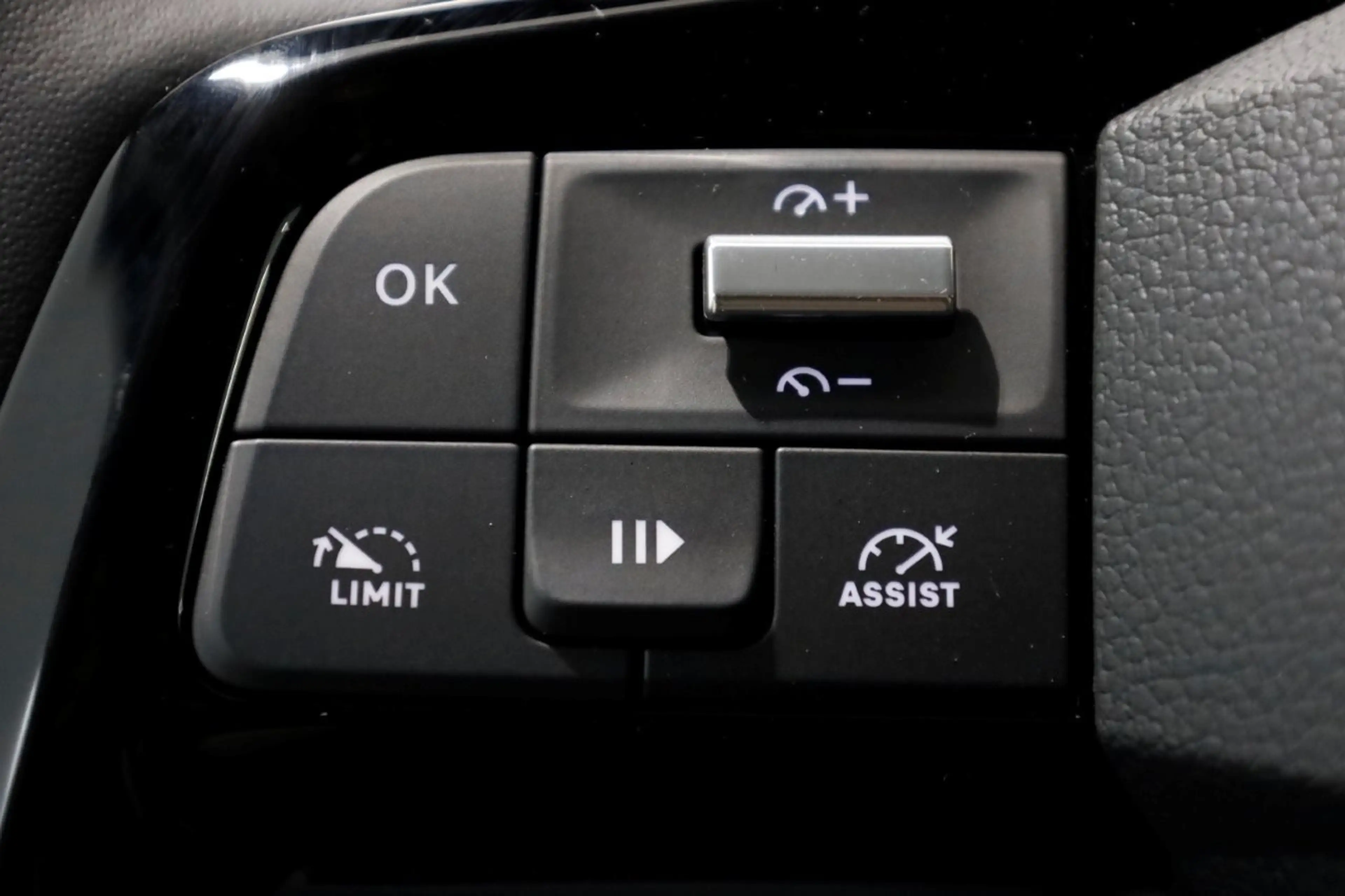 Peugeot e-Expert L2H1 75 kWh D.C. 100% Electric Airco/Navi/Camera N — photo 21