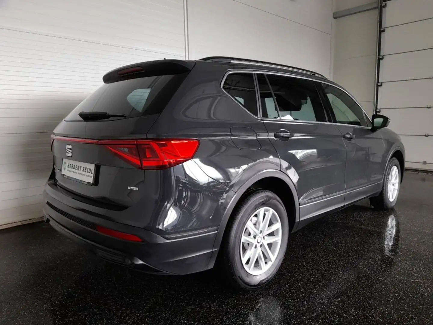 SEAT Tarraco STYLE 4x4 2,0 TDI DSG *VIRTUELL / VOLL-LED / NAVI / AHV / ACC / E-KLAPPE* Grau - 2