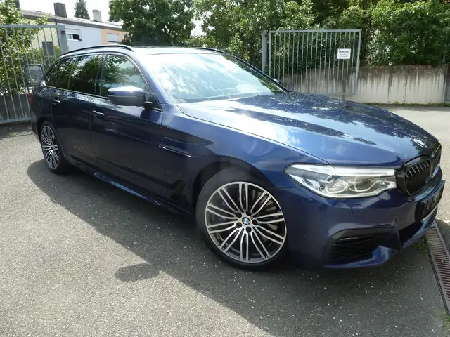 BMW 540 i Touring xDrive M Sportpaket
