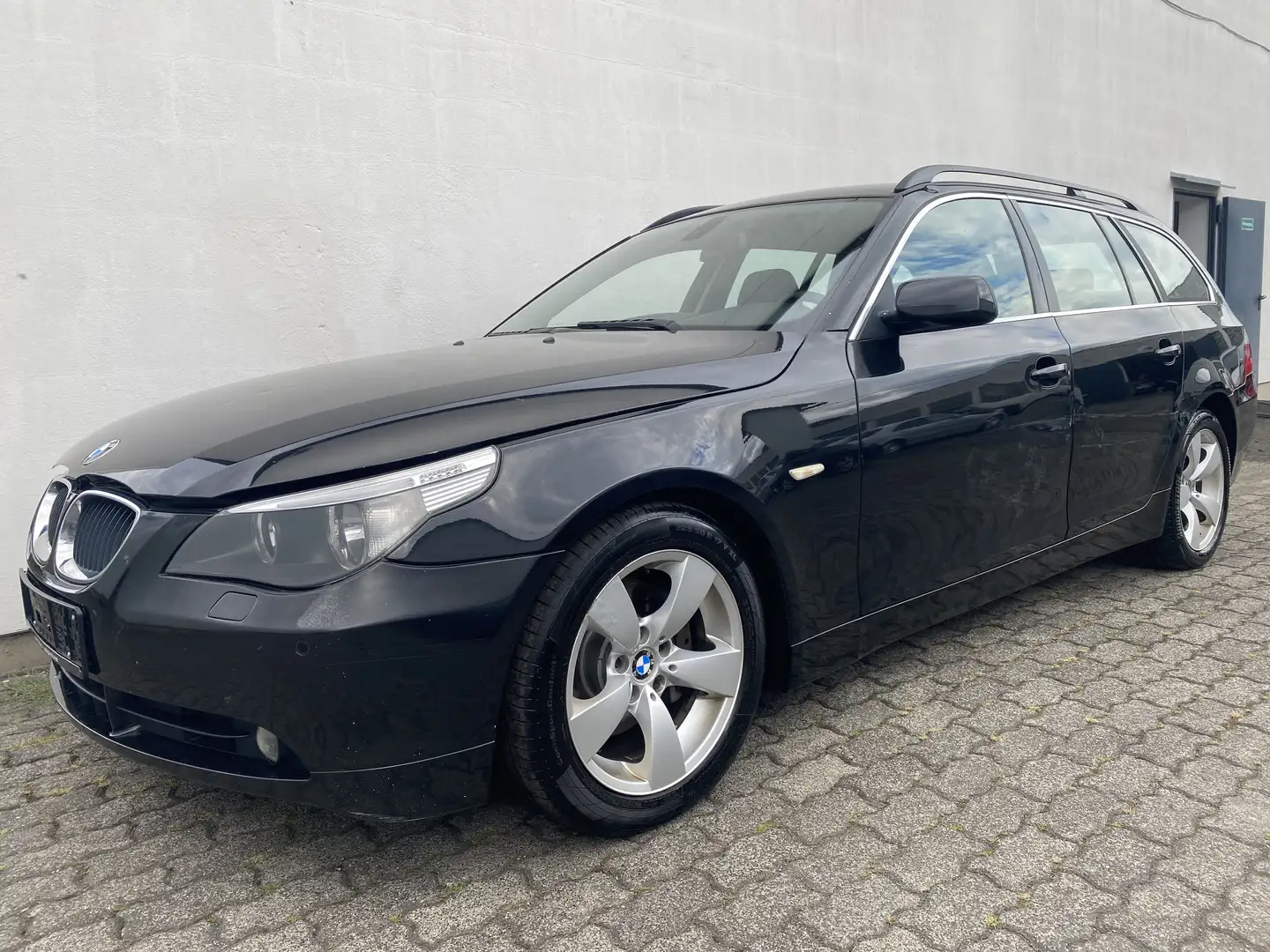 BMW 530 530d E61 Touring Klima/LM/CD+MP3/PDC/TÜV04-2026 Negro - 1