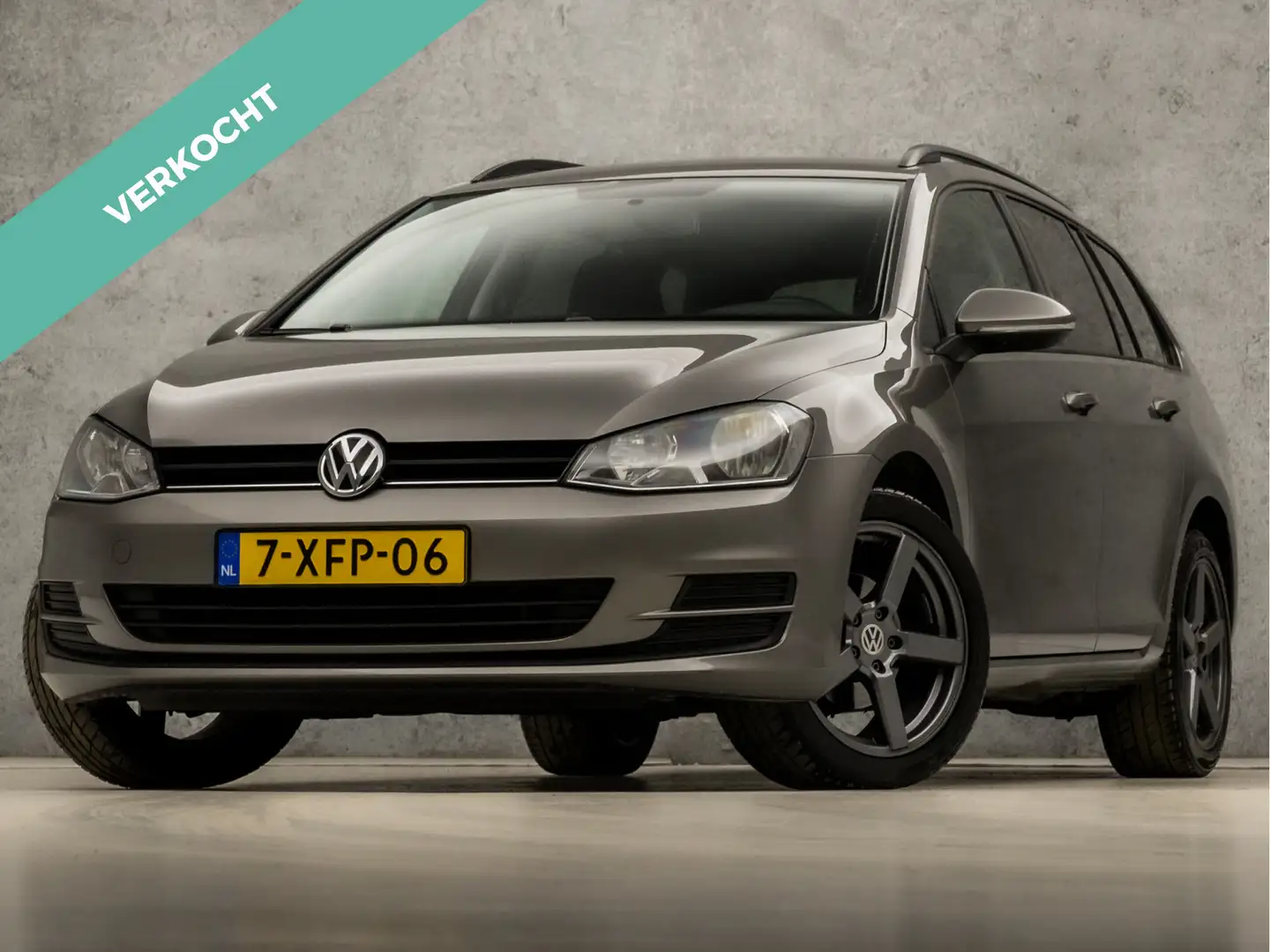 Volkswagen Golf Variant 1.2 TSI Sport (SCHERM, LM VELGEN, 1e EIGENAAR, CRU Grijs - 1