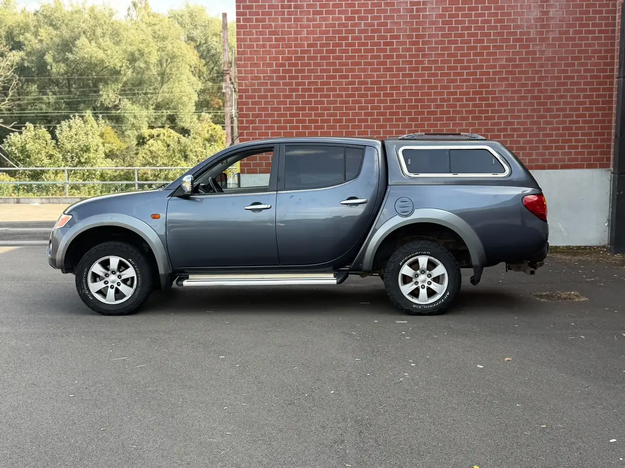 MITSUBISHI L200 - 2.5 TURBO - 4WD - 136 CV - BVM