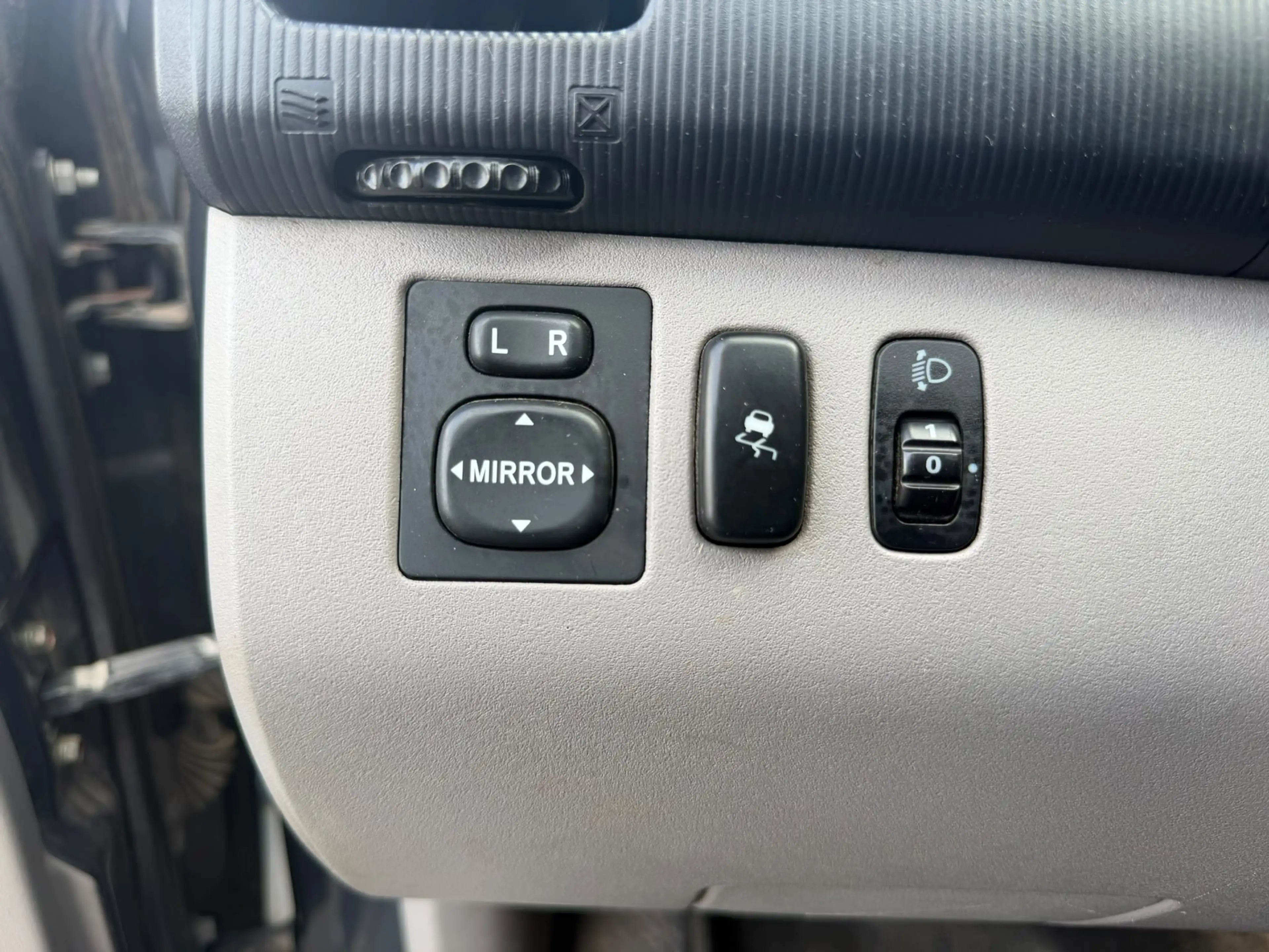 Mitsubishi L200 2.5 Turbo DI-D 4WD Intense — photo 11