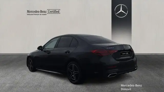 Mercedes-Benz C-Class view 4