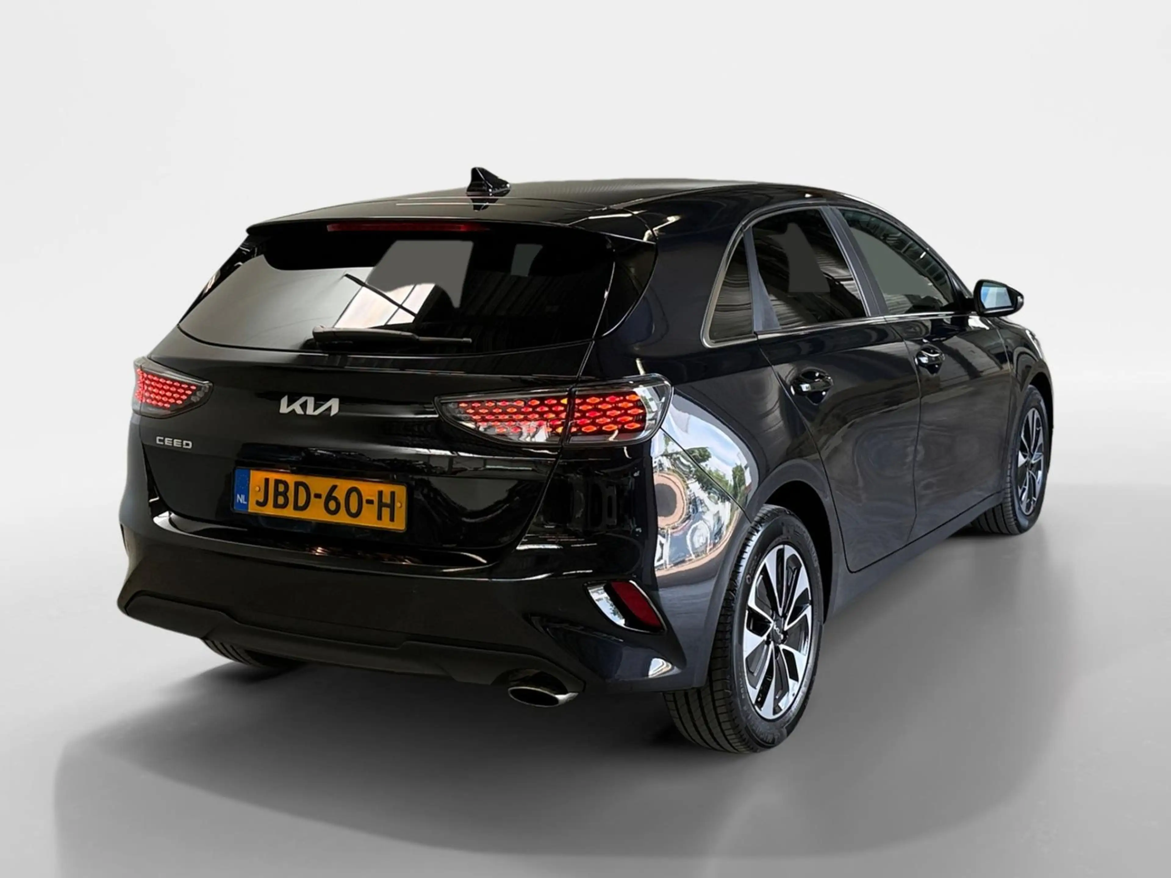 Kia Ceed / cee'd 1.0 T-GDi MHEV Design Edition I Half-Leder I Navi — photo 2