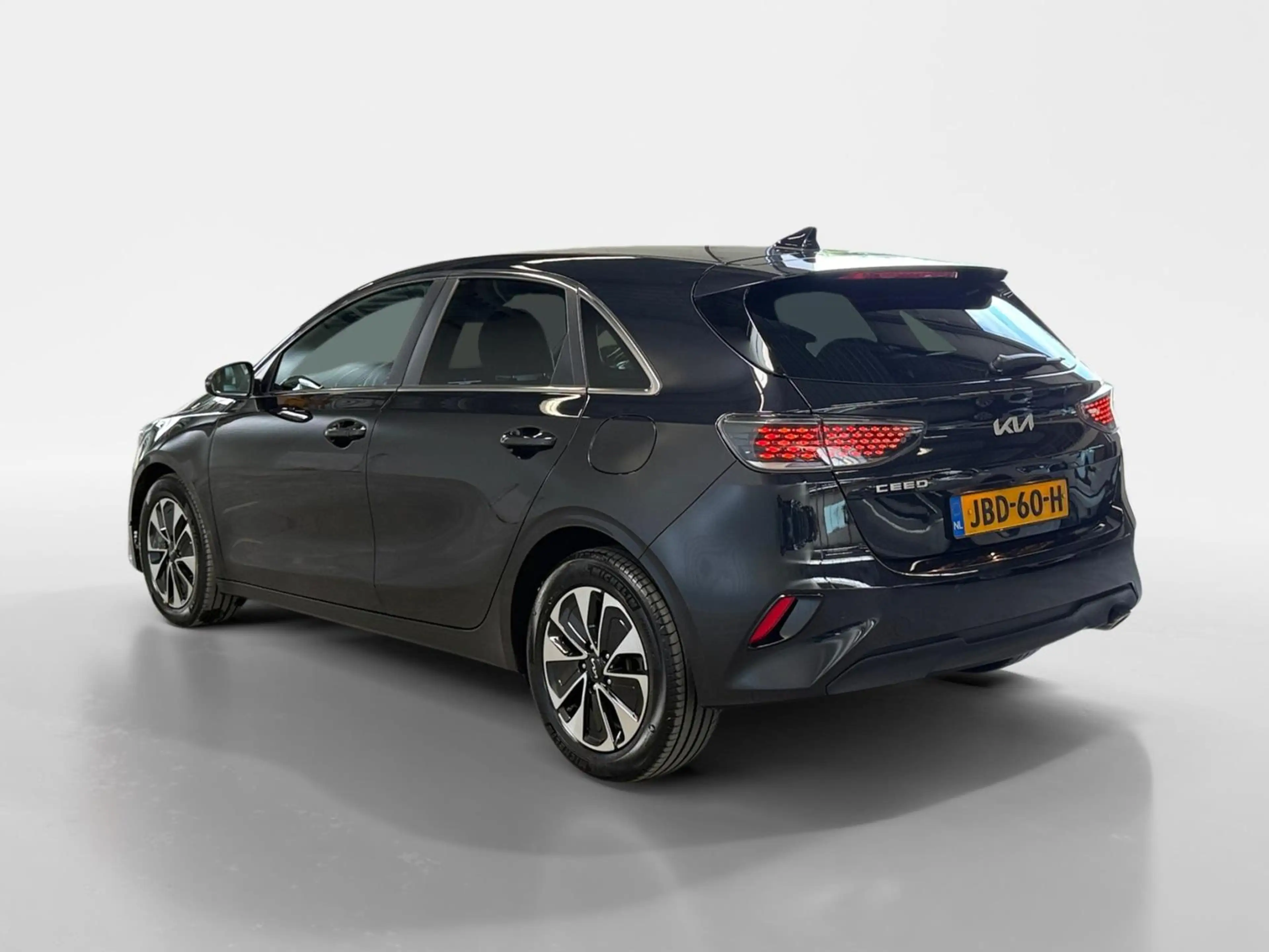 Kia Ceed / cee'd 1.0 T-GDi MHEV Design Edition I Half-Leder I Navi — photo 5
