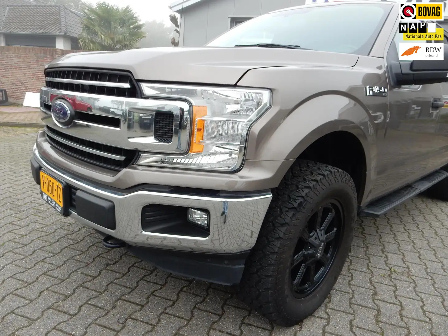 Ford F 150 2019 XLT 5.0Ltr V8 FX4 6 pers. Crew cab Grijs - 1