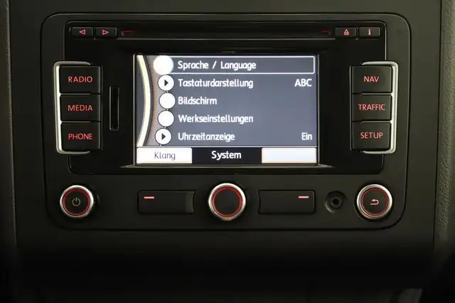 Volkswagen Touran view 21