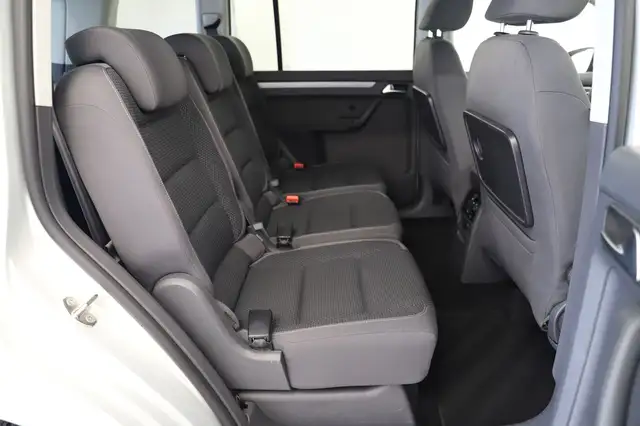 Volkswagen Touran view 14
