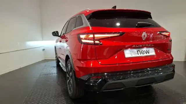 Renault Austral view 10