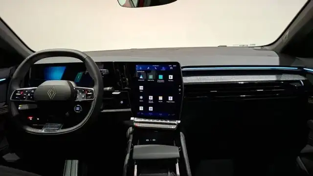 Renault Austral view 7