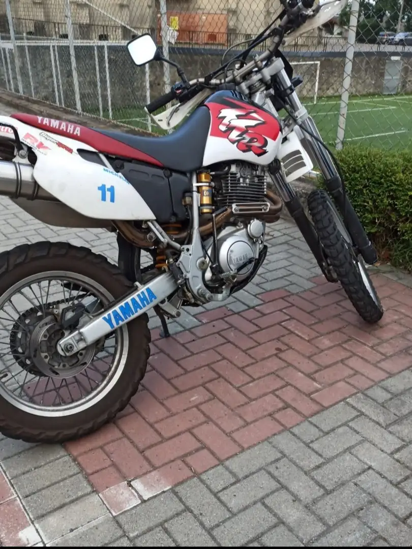 Yamaha TT 600 Yamaha ttr 600 Blanco - 1