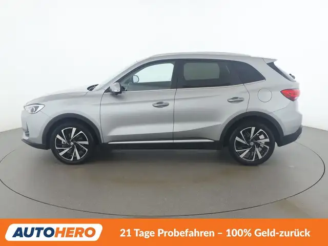 MG ZS view 3