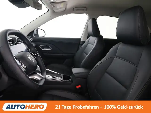 MG ZS view 10