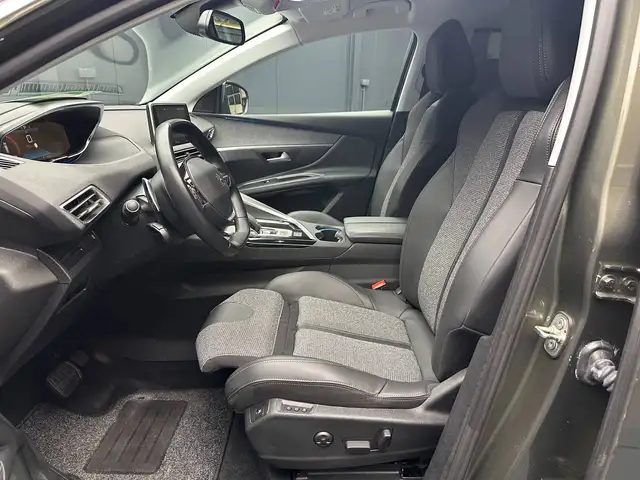 Peugeot 5008 view 14